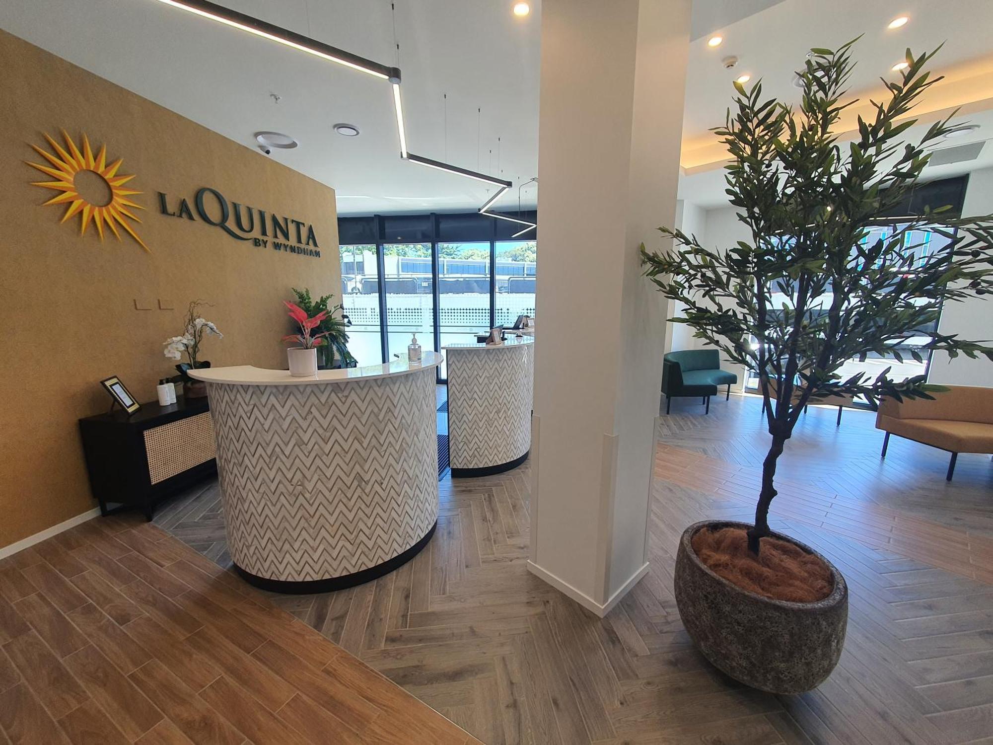 La Quinta By Wyndham Ellerslie Auckland Hotel Exterior foto